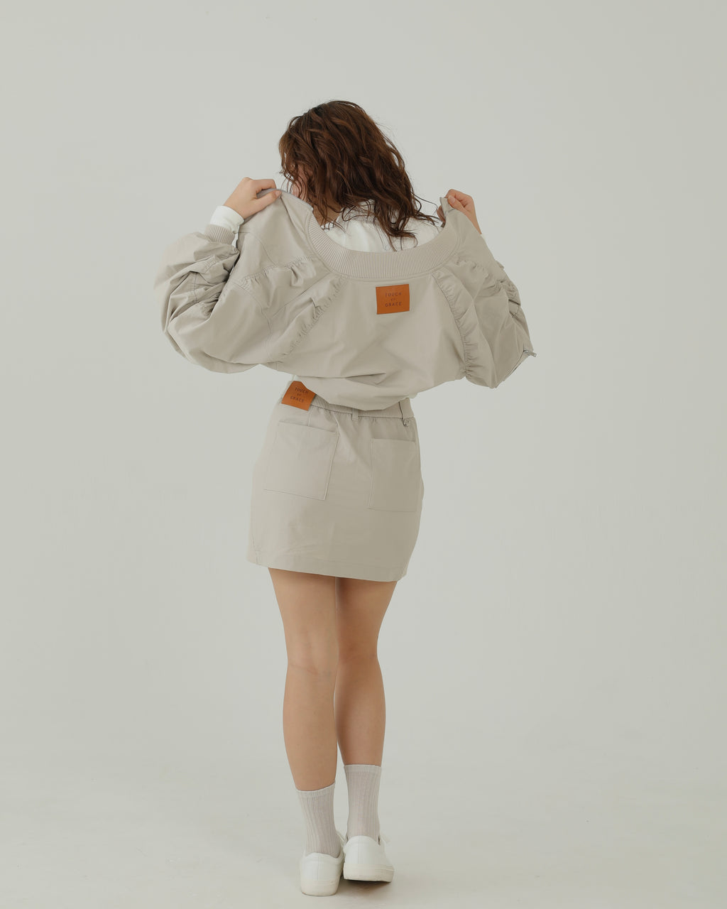 Bise Utility Jacket
(GREIGE)