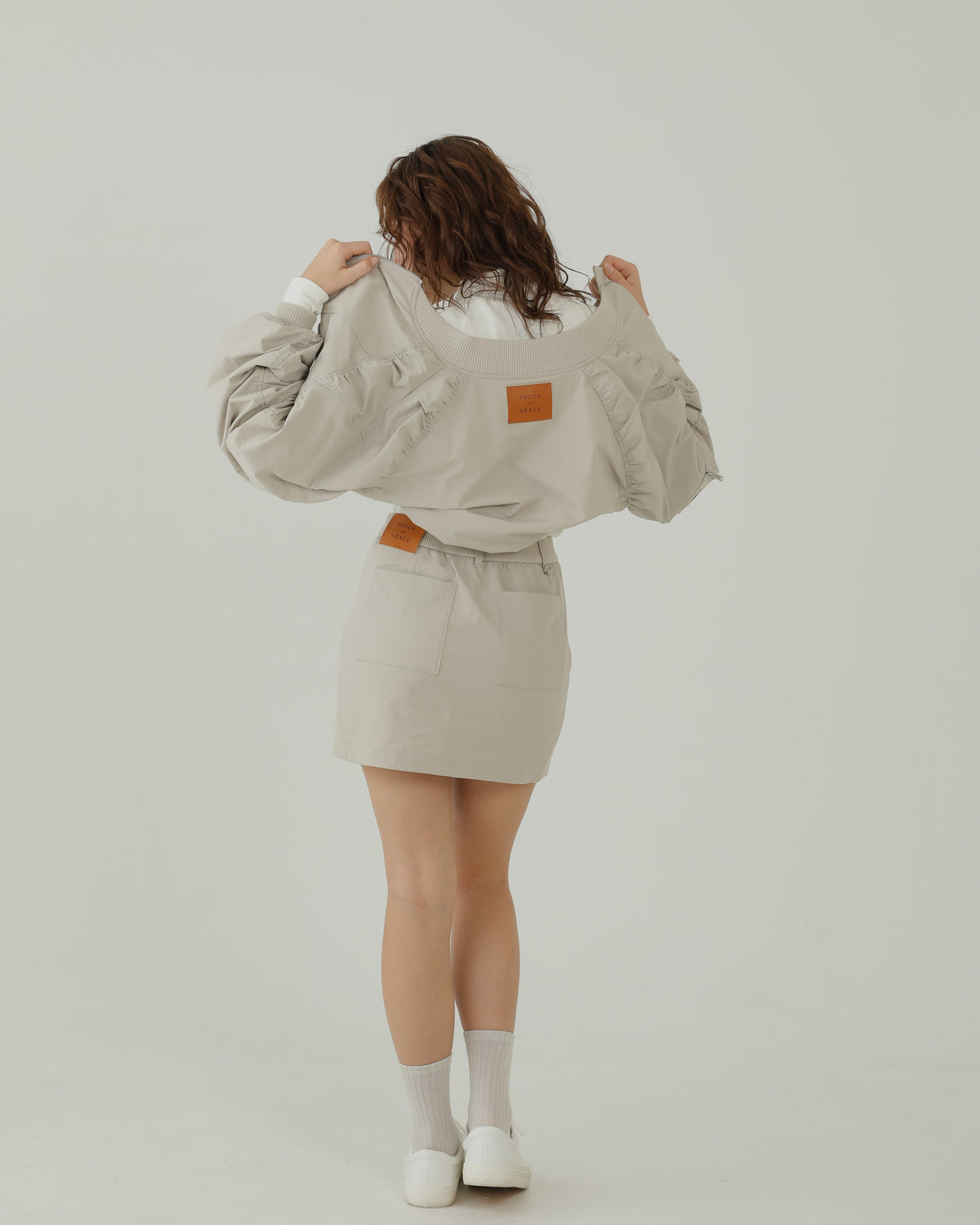 Bise Utility Jacket
(GREIGE)