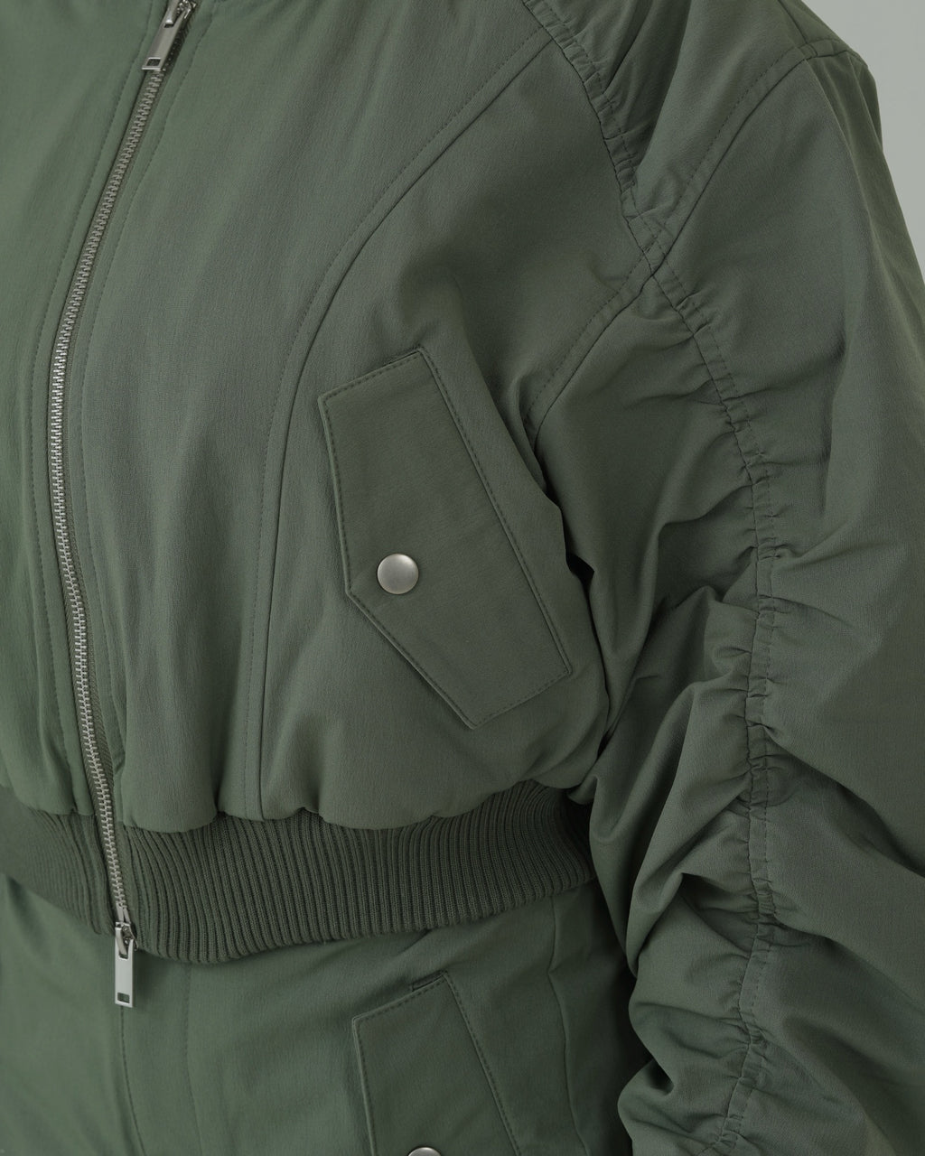 Bise Utility Jacket
 (KHAKI)