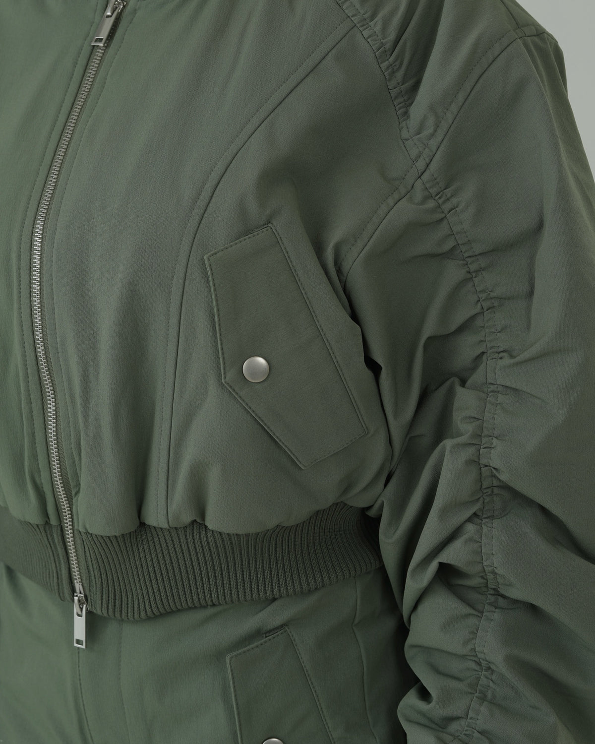 Bise Utility Jacket
 (KHAKI)