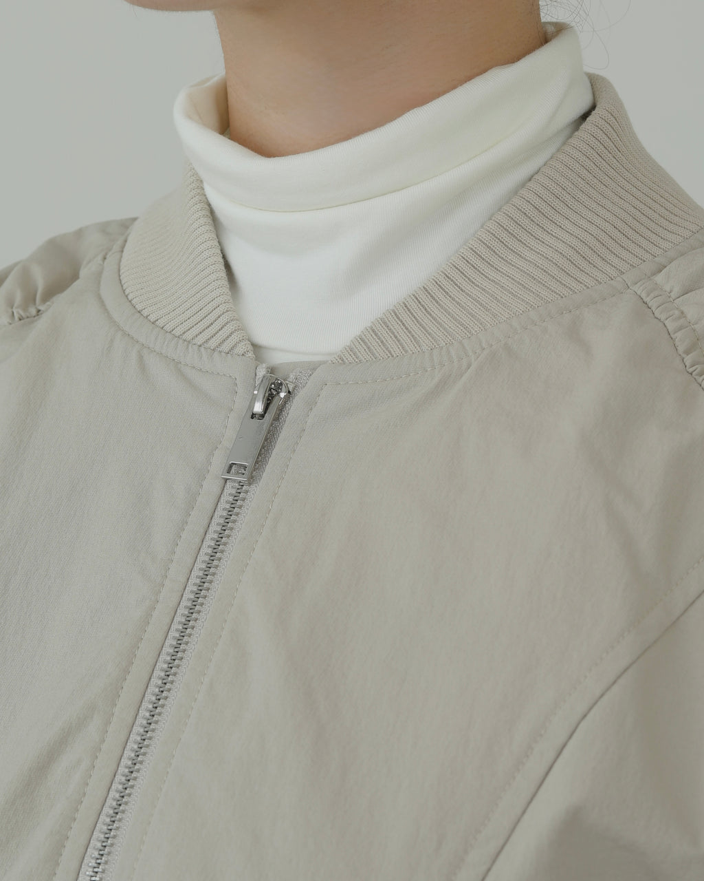 Bise Utility Jacket
(GREIGE)