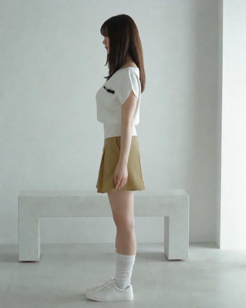 Side pleats skirt (BEIGE)