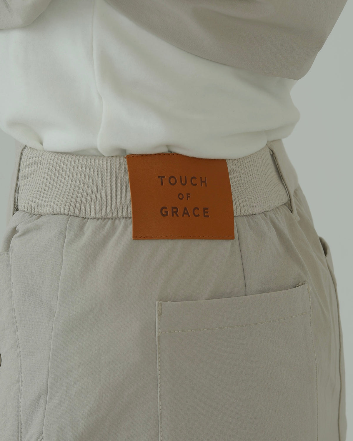 Bise Utility Skirt 
(GREIGE)