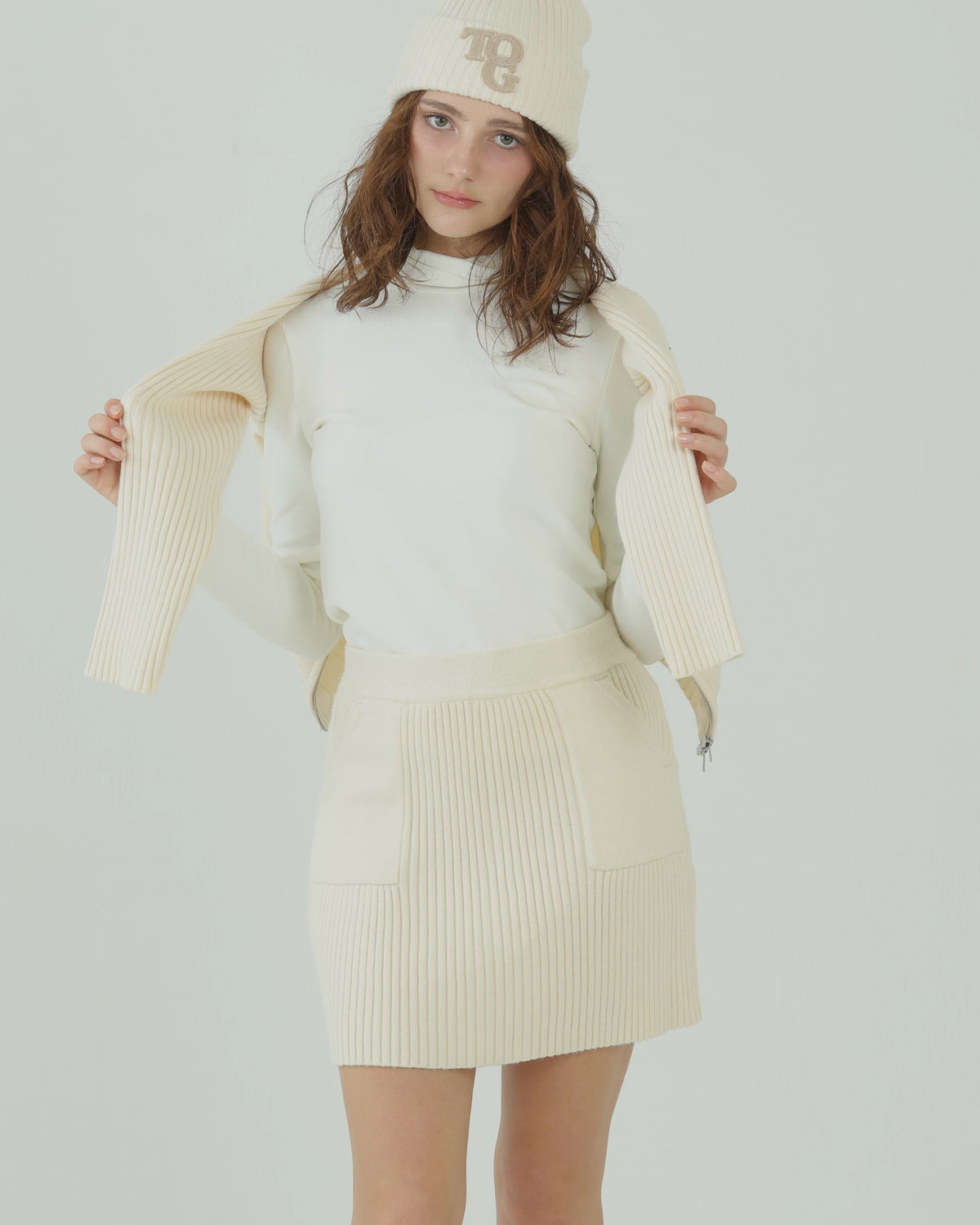 Clarté Knit Skirt
(IVORY)