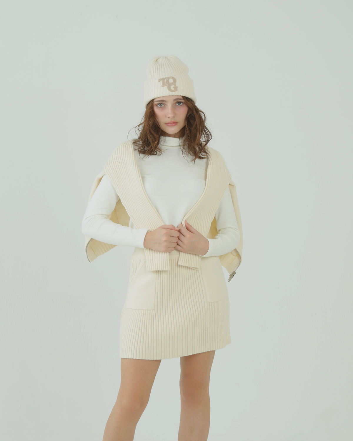 Lueur Turtleneck
 (WHITE)
