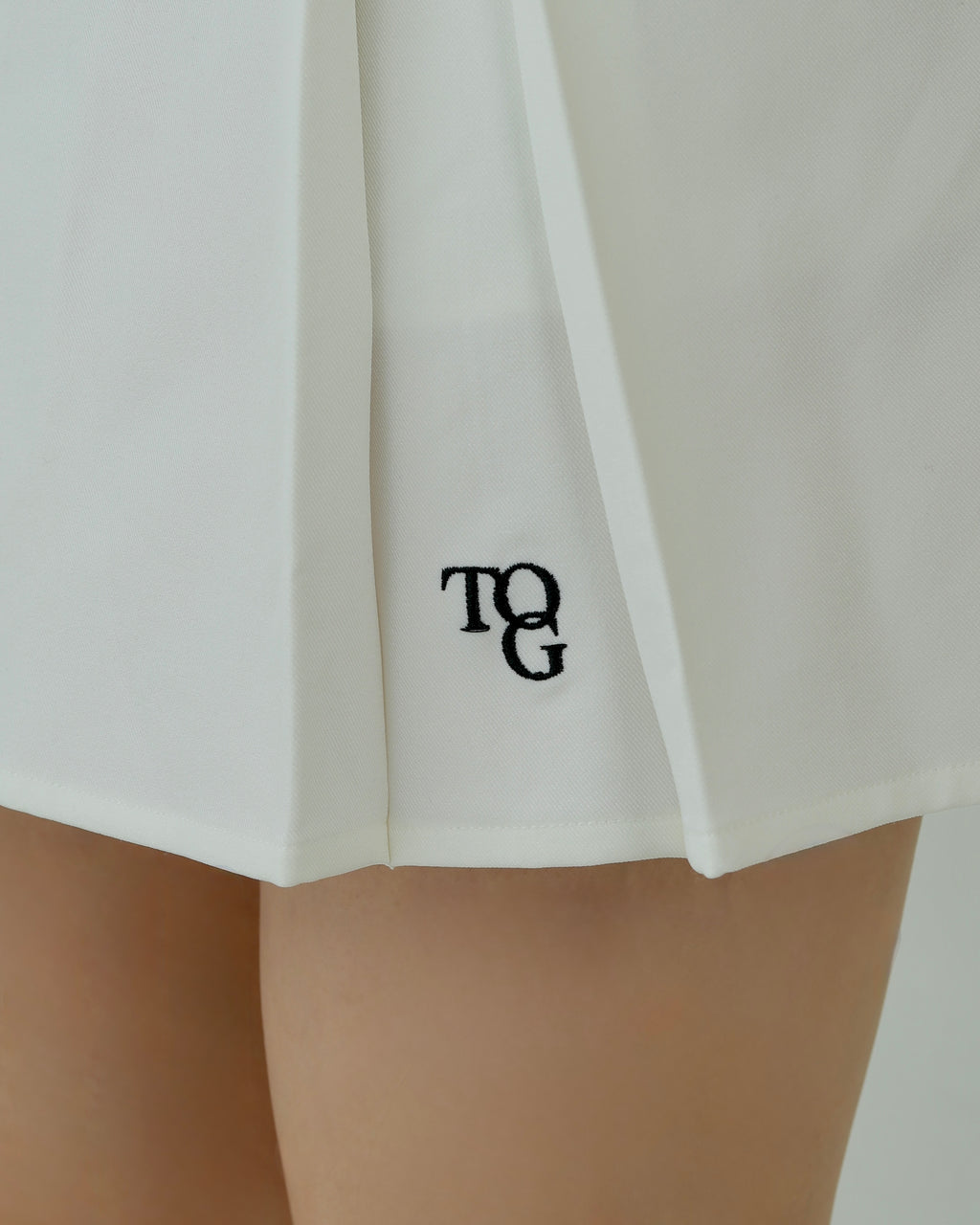 Side pleats skirt (WHITE)