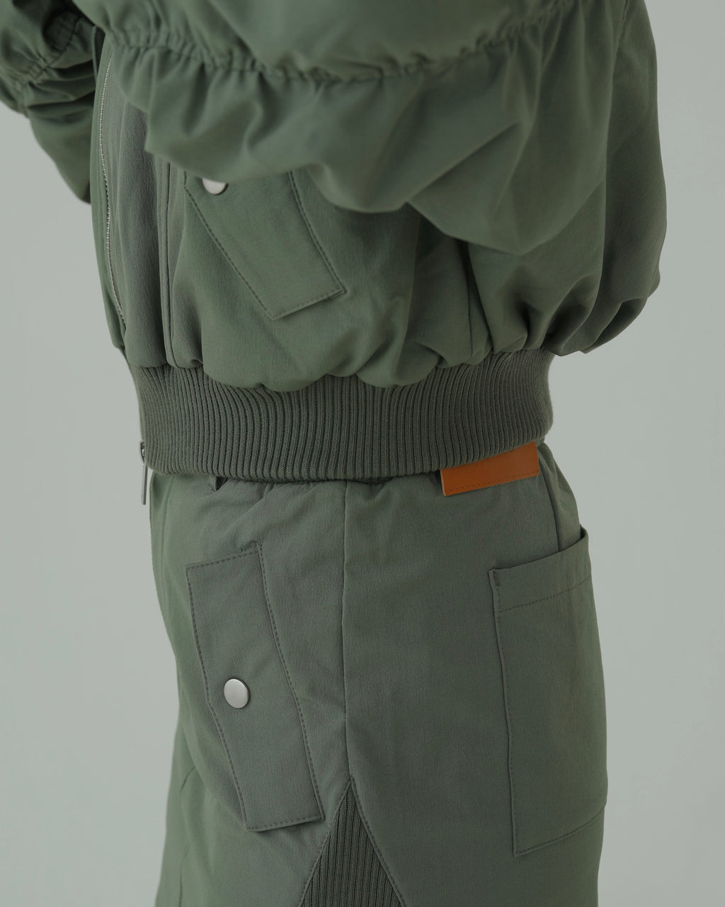 Bise Utility Jacket
 (KHAKI)