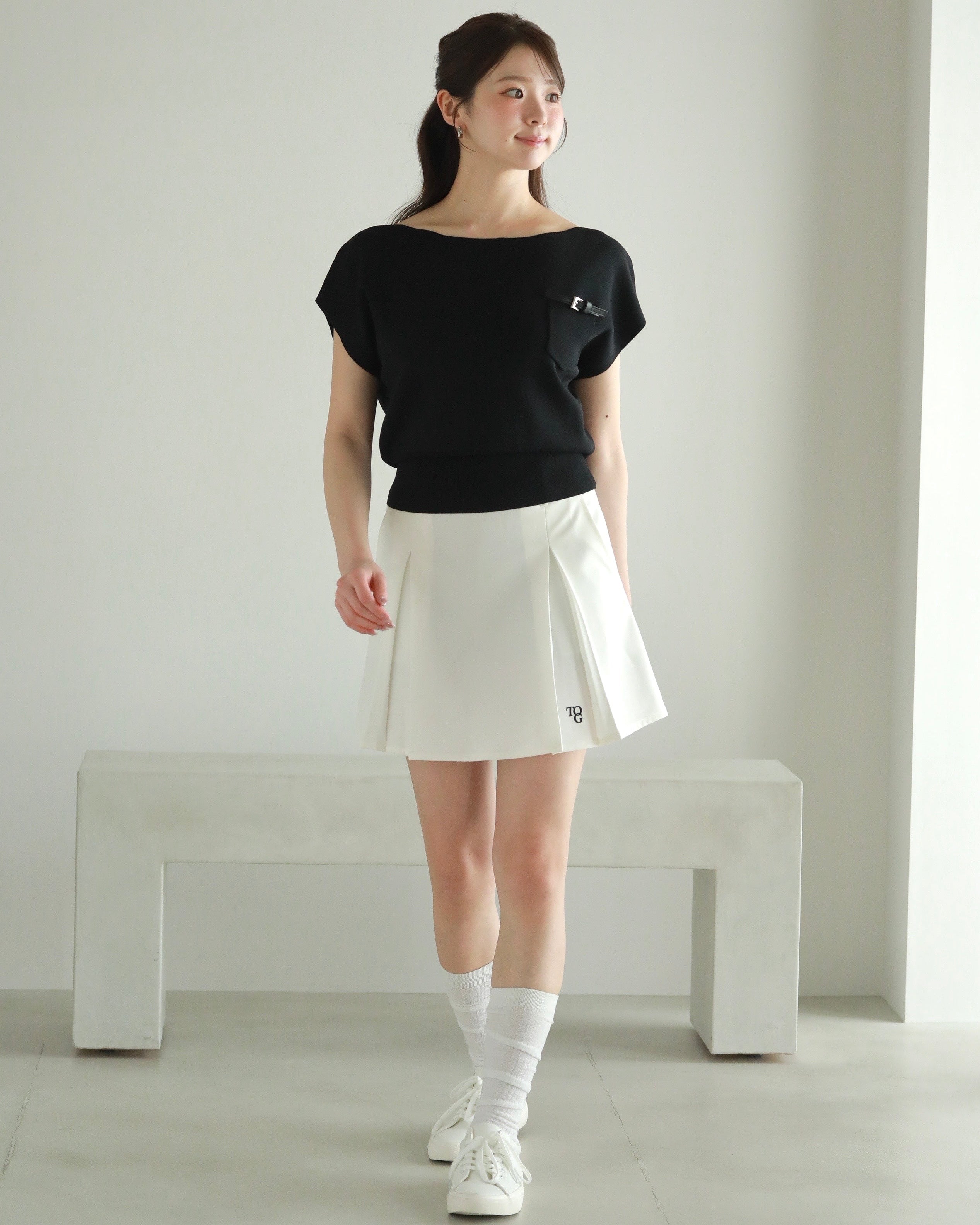 Side pleats skirt (WHITE)