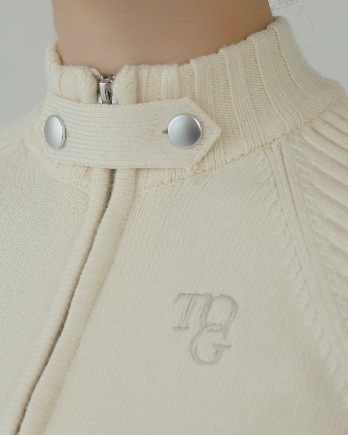 Clarté Knit Jacket
(IVORY)