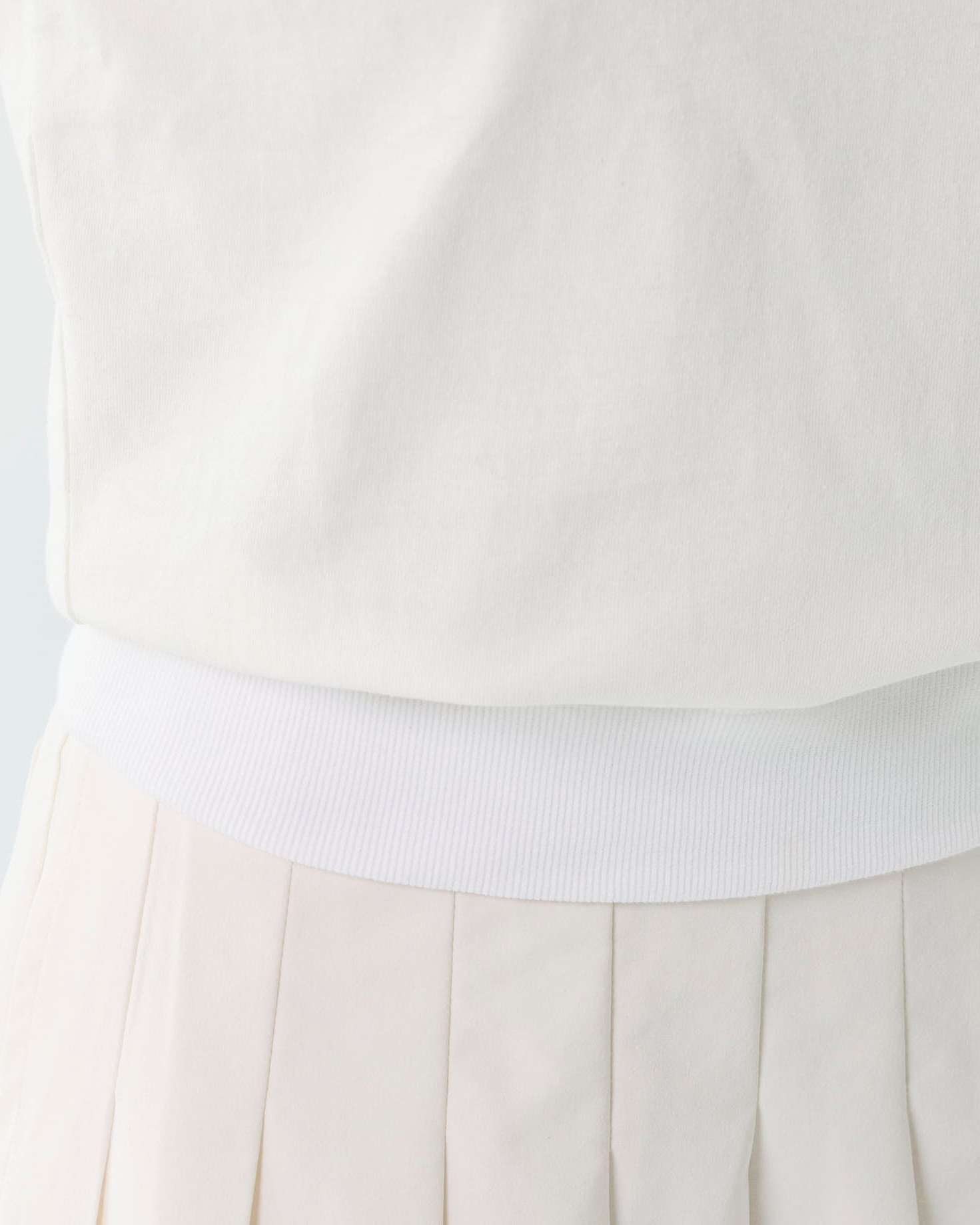 Short Sleeves Mock | BEIGE